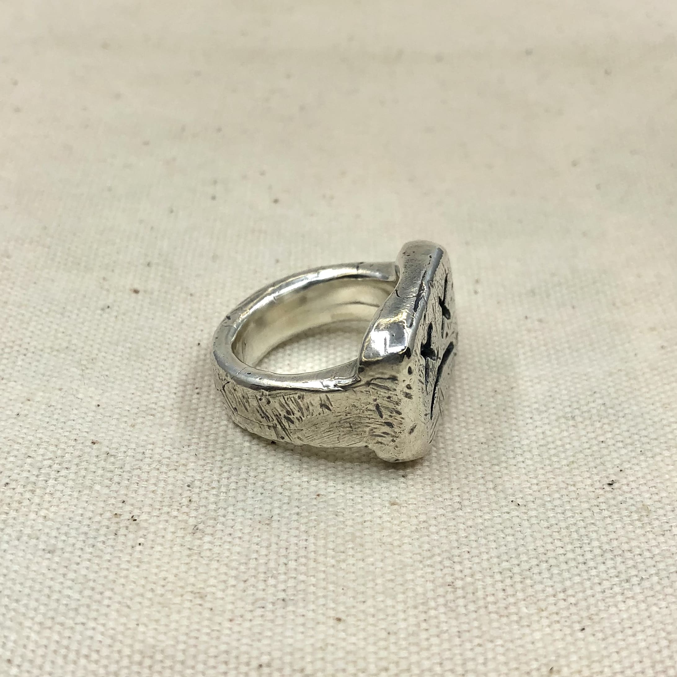 Thrashed Signet Ring